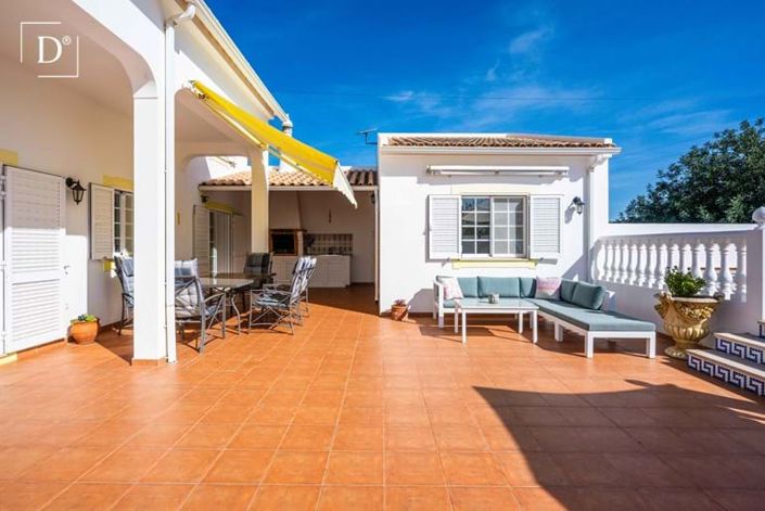 Image No.4-3 Bed Villa for sale