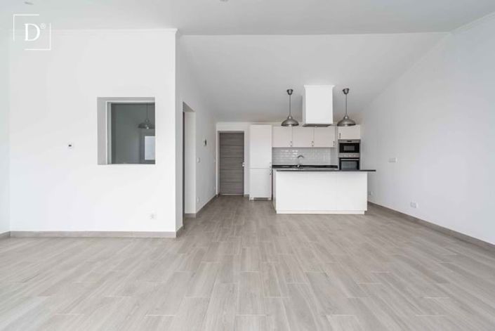 Image No.19-1 Bed Apartment for sale