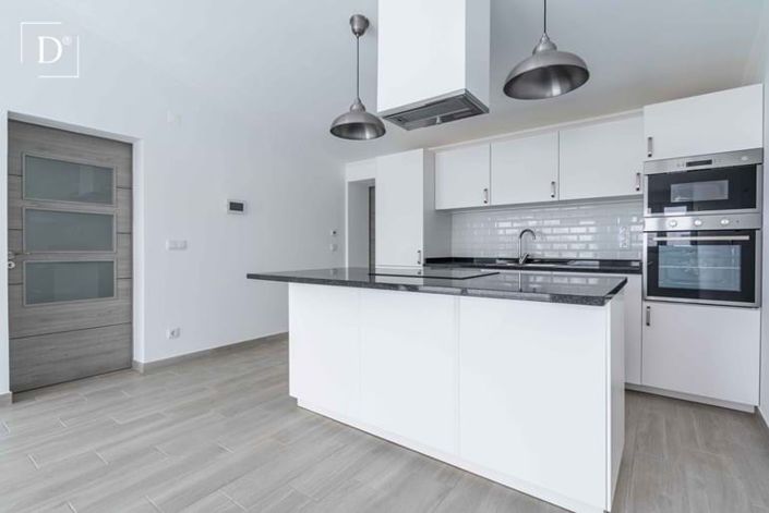 Image No.9-1 Bed Apartment for sale