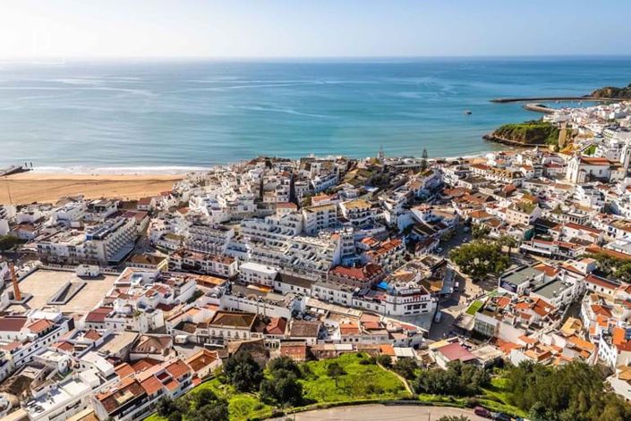 Image No.20-3 Bed Apartment for sale