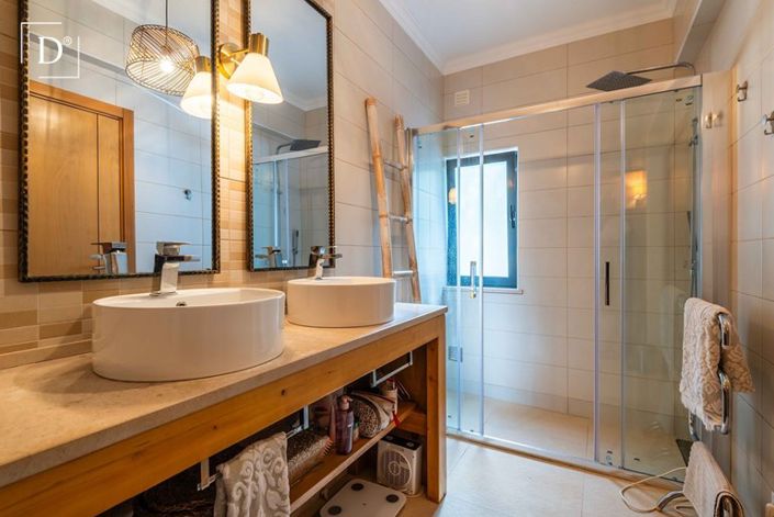 Image No.17-4 Bed Villa for sale