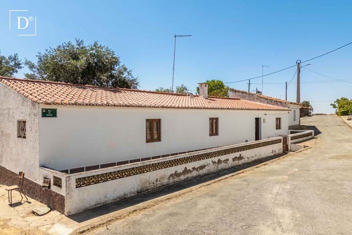 Image No.12-2 Bed Villa for sale