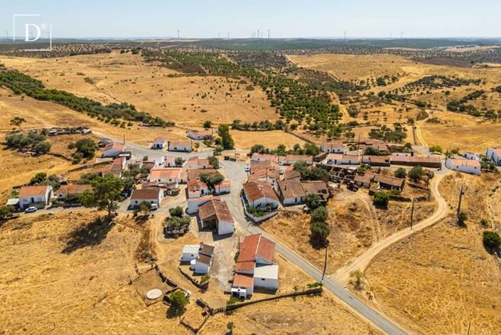 Image No.20-2 Bed Villa for sale