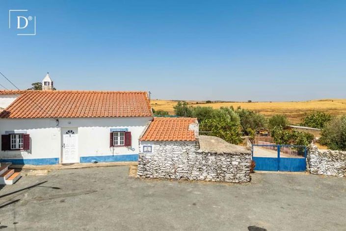 Image No.2-3 Bed Villa for sale