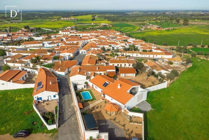 Image No.17-4 Bed Villa for sale