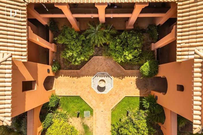 Image No.24-3 Bed Apartment for sale