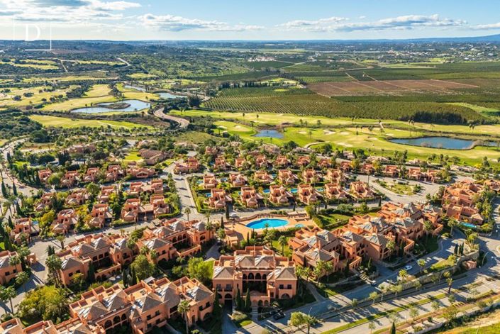 Image No.25-3 Bed Apartment for sale