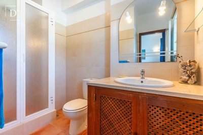 1-12516-a6143ebb3cb0547d86cbab874af8e5c603a53