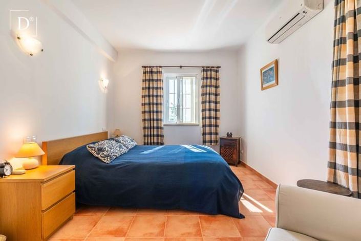 Image No.8-4 Bed Villa for sale