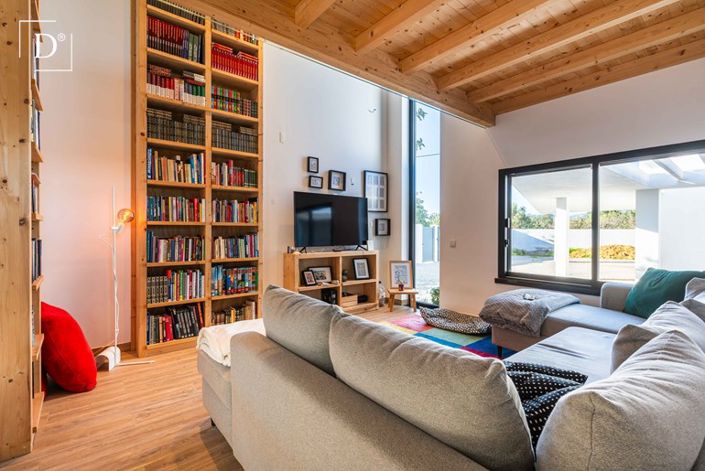 Image No.9-4 Bed Villa for sale