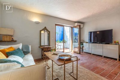 1-12492-a6143ebb3cb0547d86cbab874af8e5c603a53