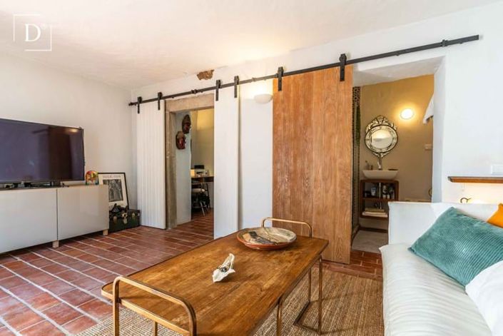 Image No.9-2 Bed Villa for sale