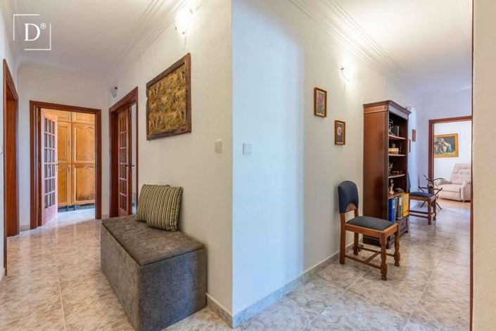 Image No.12-3 Bed Villa for sale