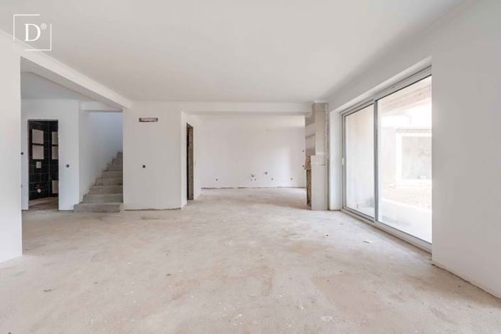 Image No.14-3 Bed Villa for sale