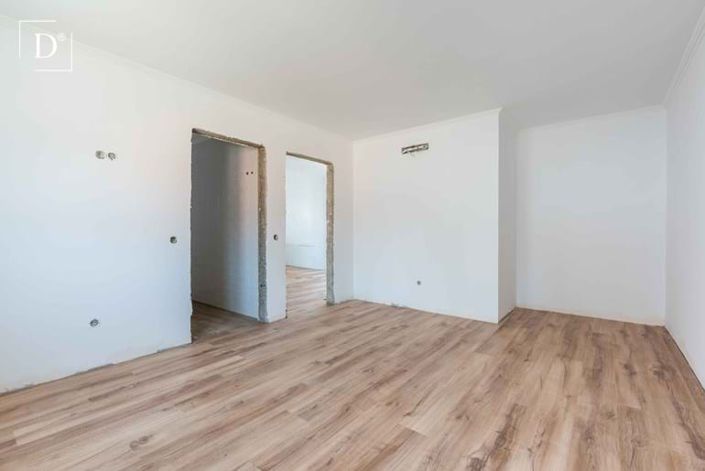 Image No.29-3 Bed Villa for sale