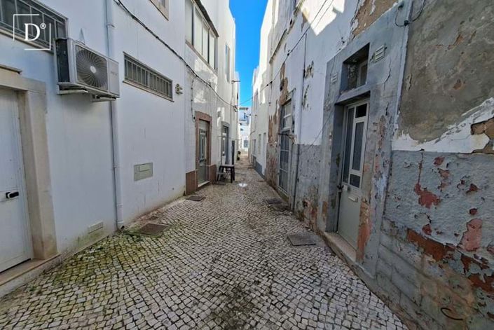 Image No.6-3 Bed Townhouse for sale