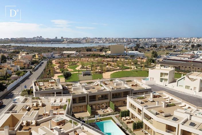 Image No.2-3 Bed Townhouse for sale