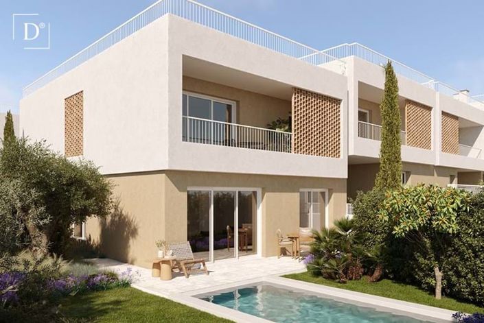 Image No.21-3 Bed Townhouse for sale