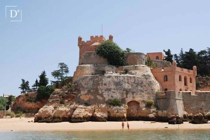 Image No.24-3 Bed Townhouse for sale