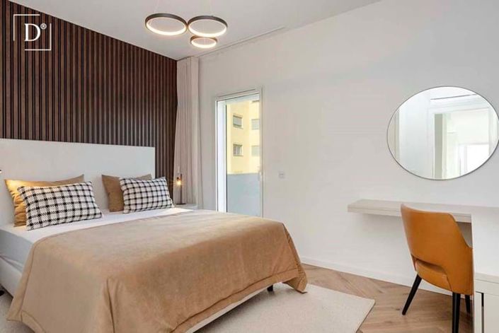 Image No.29-3 Bed Townhouse for sale