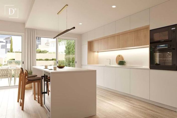 Image No.3-3 Bed Townhouse for sale