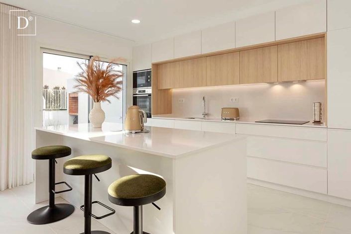 Image No.42-3 Bed Townhouse for sale