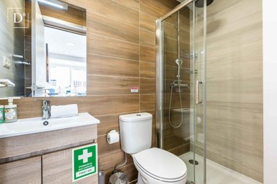 1-12517-a6143ebb3cb0547d86cbab874af8e5c603a53