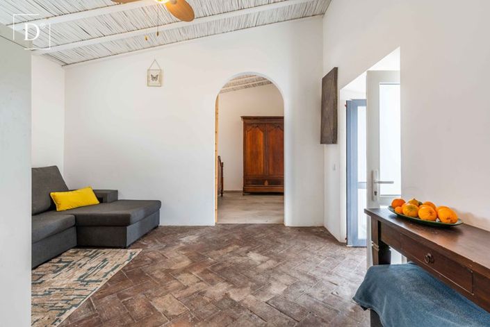 Image No.15-1 Bed Townhouse for sale