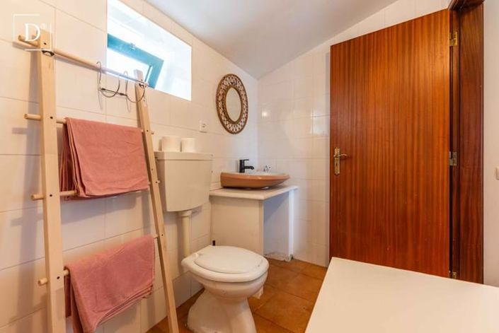 Image No.19-1 Bed Townhouse for sale