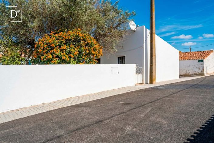 Image No.23-1 Bed Townhouse for sale