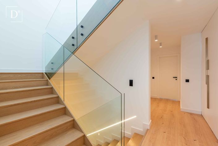 Image No.22-3 Bed Villa for sale