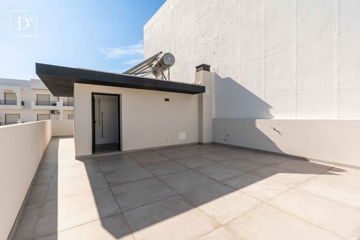 Image No.32-3 Bed Villa for sale