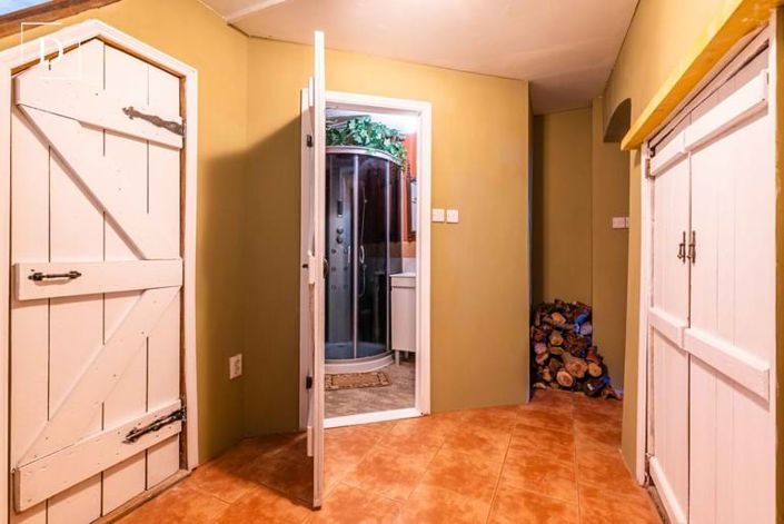 Image No.5-1 Bed Townhouse for sale