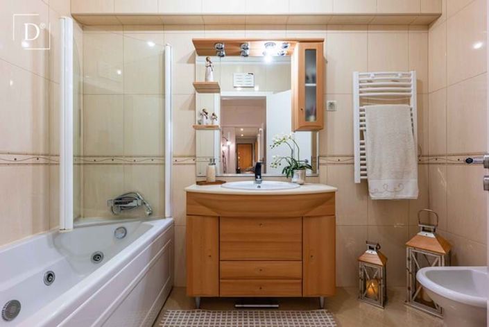 Image No.18-3 Bed Apartment for sale