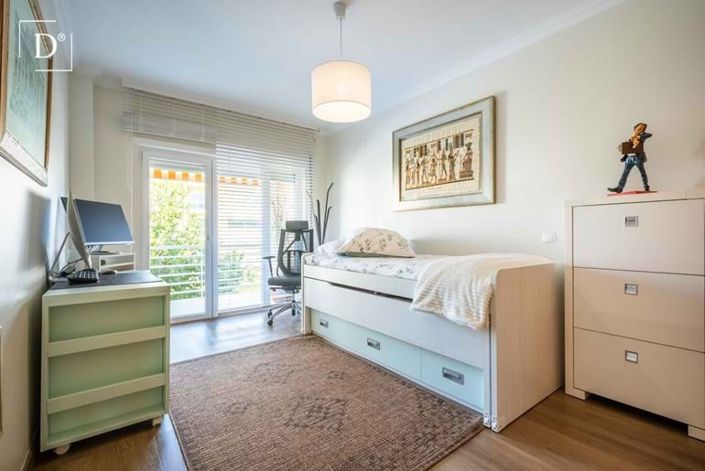 Image No.21-3 Bed Apartment for sale