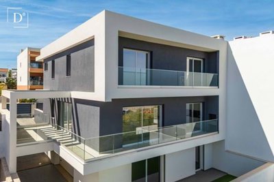 1-12529-a6143ebb3cb0547d86cbab874af8e5c603a53