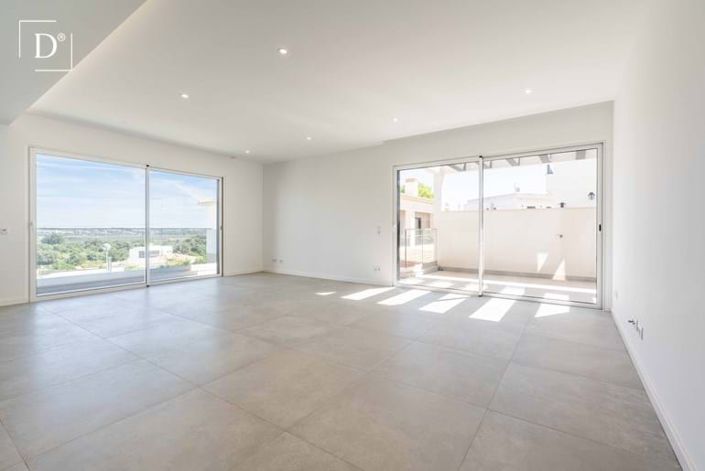 Image No.4-3 Bed Villa for sale