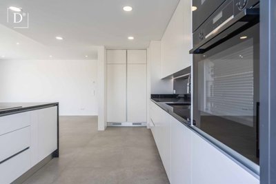 1-12528-a6143ebb3cb0547d86cbab874af8e5c603a53