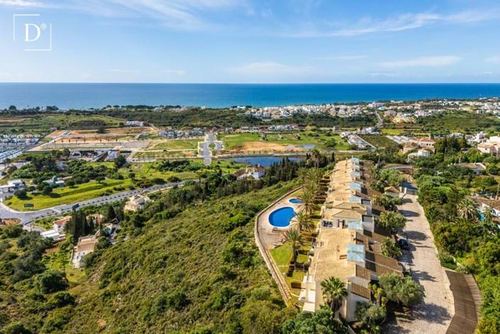 Image No.4-3 Bed Townhouse for sale