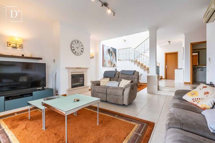 Image No.8-3 Bed Townhouse for sale