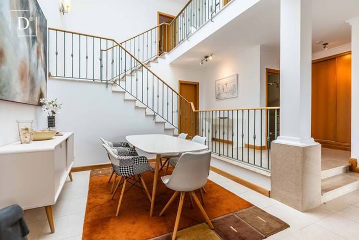 Image No.9-3 Bed Townhouse for sale