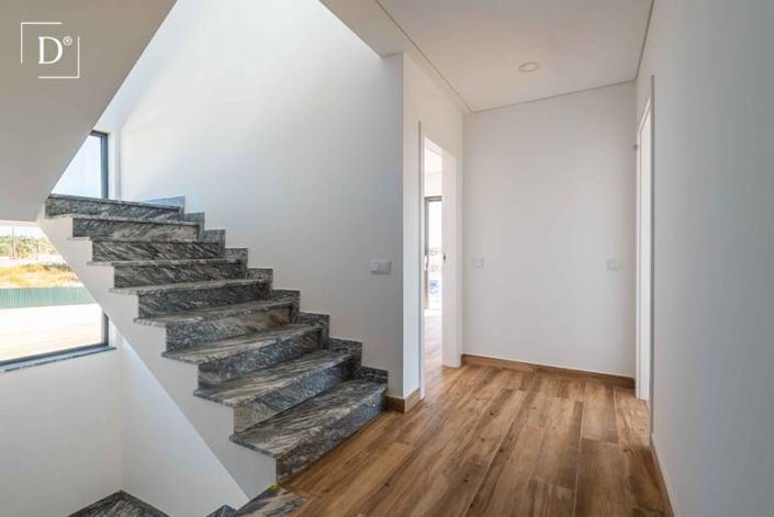 Image No.24-4 Bed Villa for sale