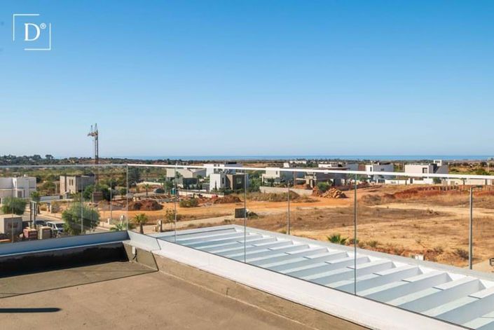 Image No.26-4 Bed Villa for sale