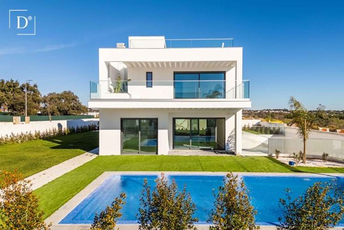 Image No.27-4 Bed Villa for sale