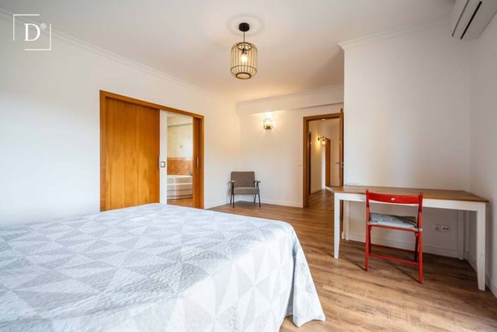 Image No.24-5 Bed Villa for sale