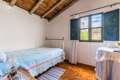 1-12591-a6143ebb3cb0547d86cbab874af8e5c603a53