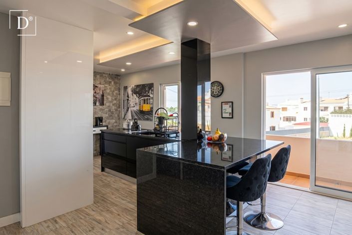 Image No.3-3 Bed Villa for sale