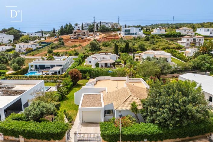 Image No.24-4 Bed Villa for sale