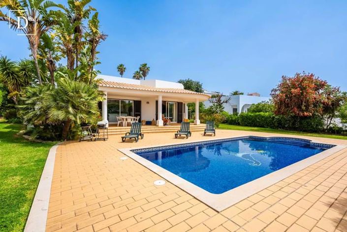 Image No.4-4 Bed Villa for sale