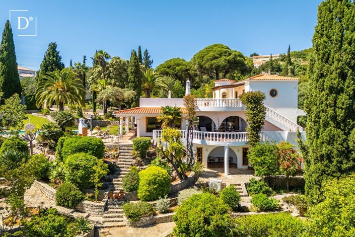 Image No.10-4 Bed Villa for sale
